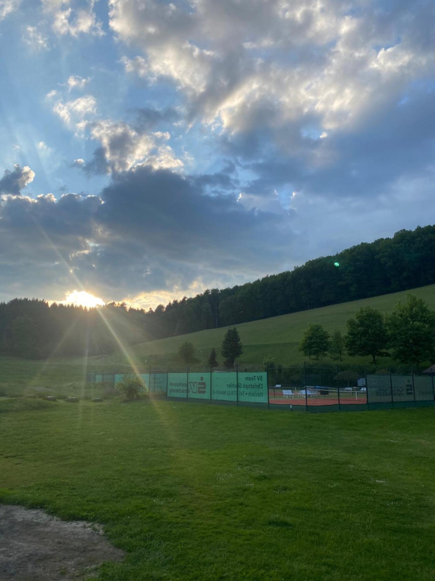 S-Chalet Camping Mit Comfort Im Schwarzwald Steinach  Exterior foto